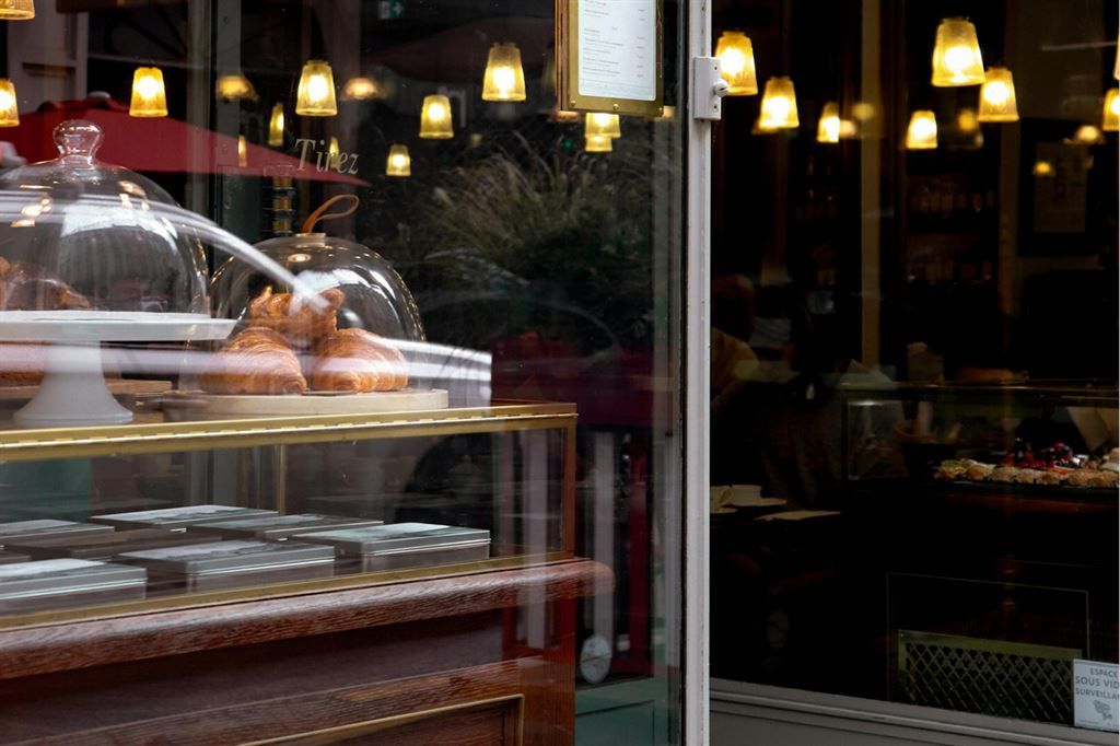Commerce Location Paris 8