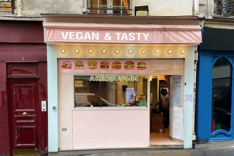 NAKED BURGER